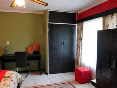 A Knights Rest Guesthouse Pretoria-Noord Eksteriør billede