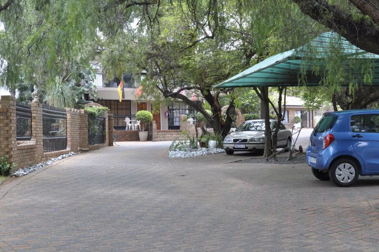 A Knights Rest Guesthouse Pretoria-Noord Eksteriør billede